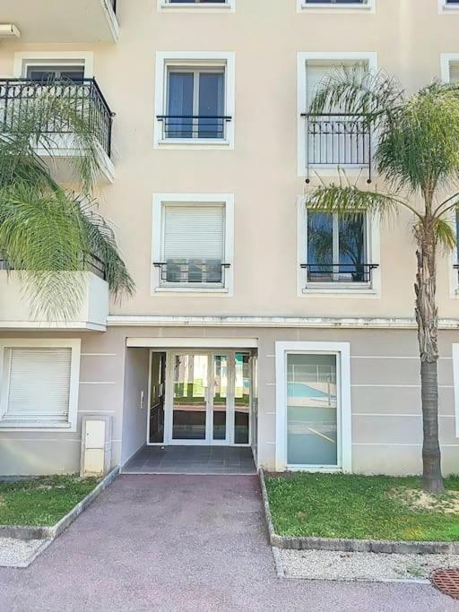 Superbe Avec Balcon- Wifi- Clim Apartment *
